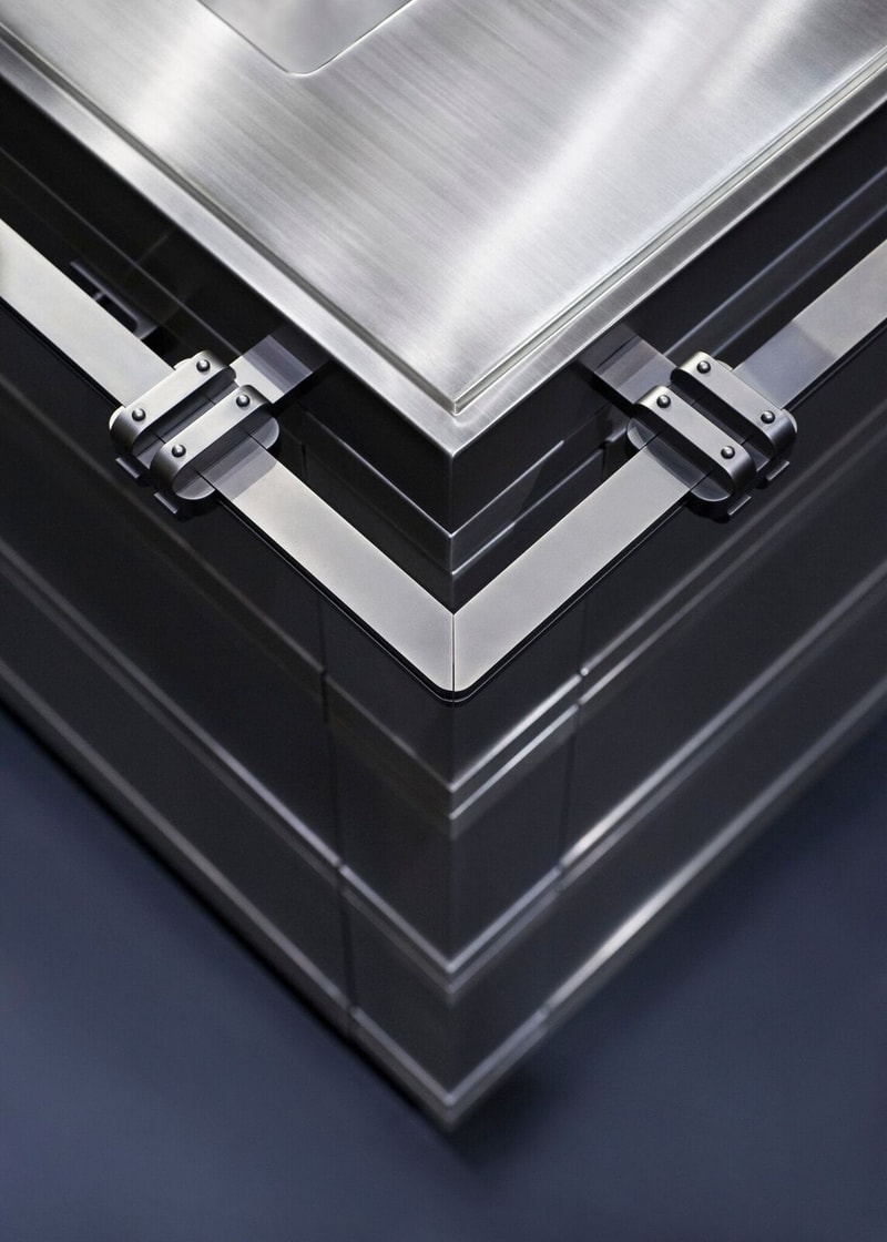 FENDI Scic Collaboration FENDICUISINE Kitchen Design Steel Grey Elegant karl lagerfeld