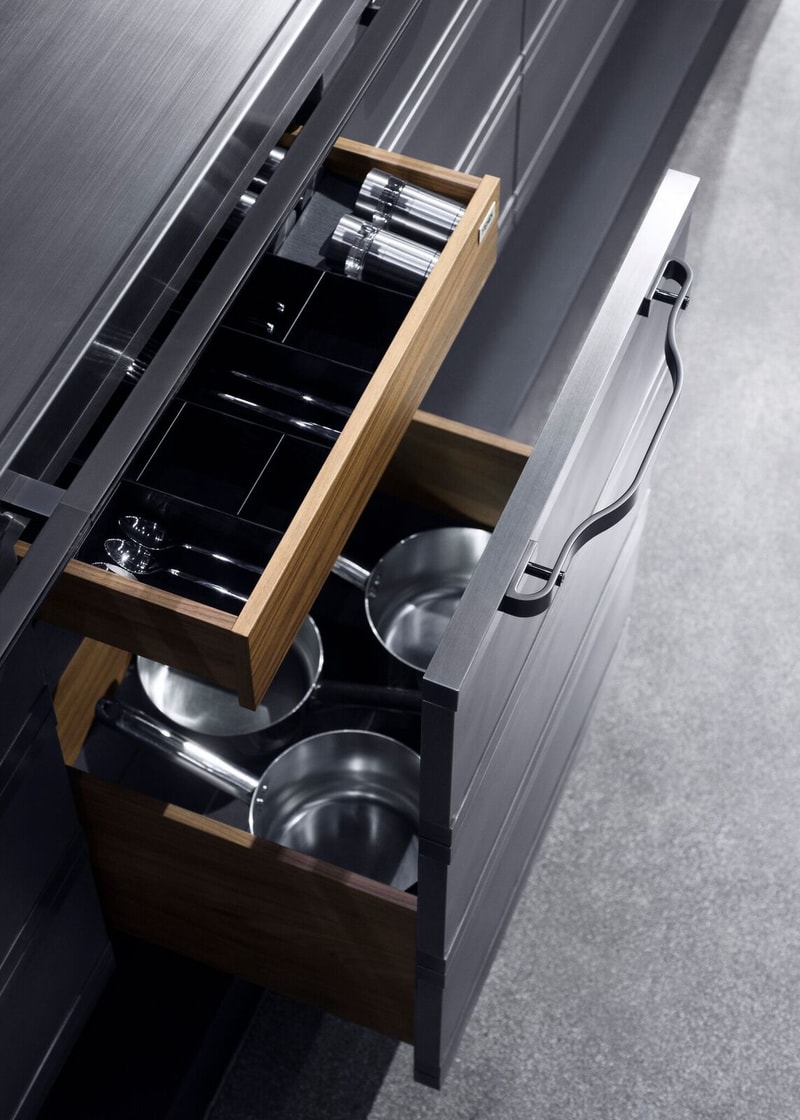 FENDI Scic Collaboration FENDICUISINE Kitchen Design Steel Grey Elegant karl lagerfeld