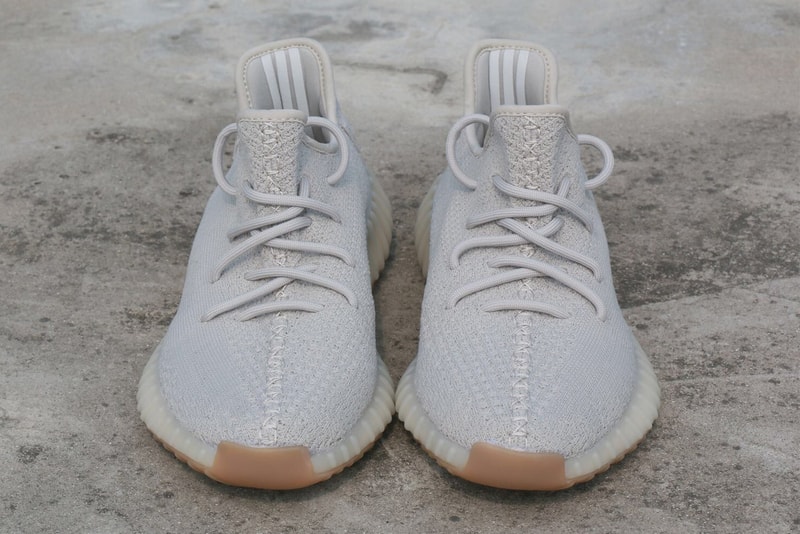 adidas Kanye West YEEZY BOOST 350 V2 Sesame