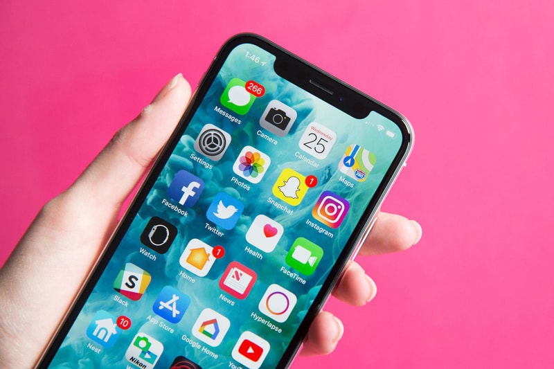 apple ios 11.3 new update battery features animoji facial recognition arkit health records