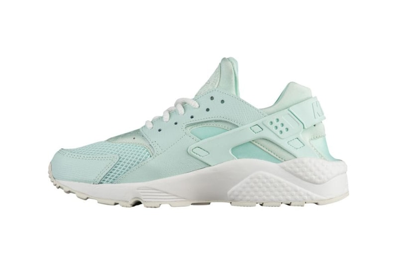 Nike Air Huarache Igloo Summit White