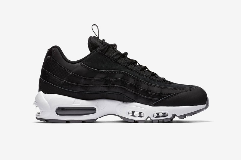 nike air max 95 pull tab slip on black medial panel