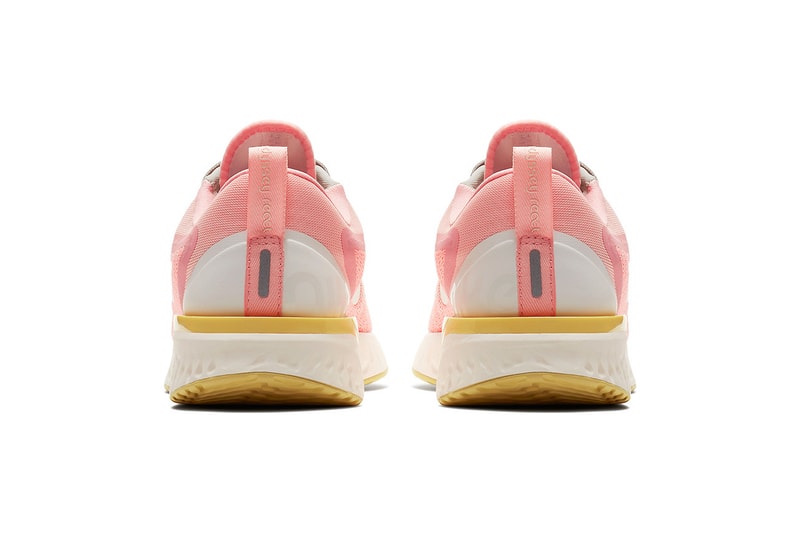 Nike Odyssey React Light Atomic Pink Lemon Wash Desert Sand Sail