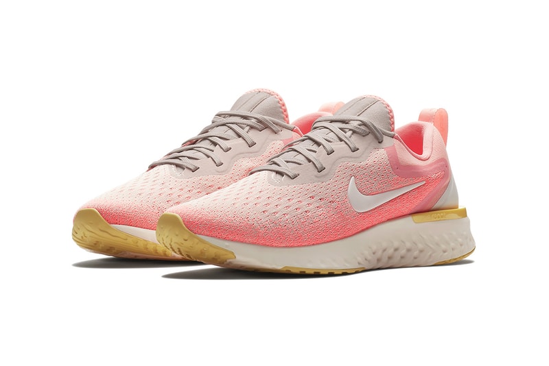 Nike Odyssey React Light Atomic Pink Lemon Wash Desert Sand Sail