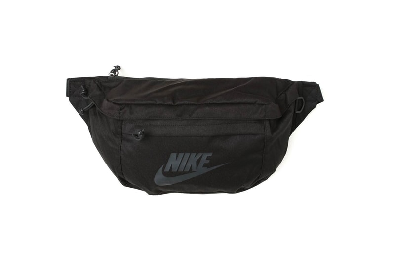 Nike Sportswear Tech Hip Pack Black