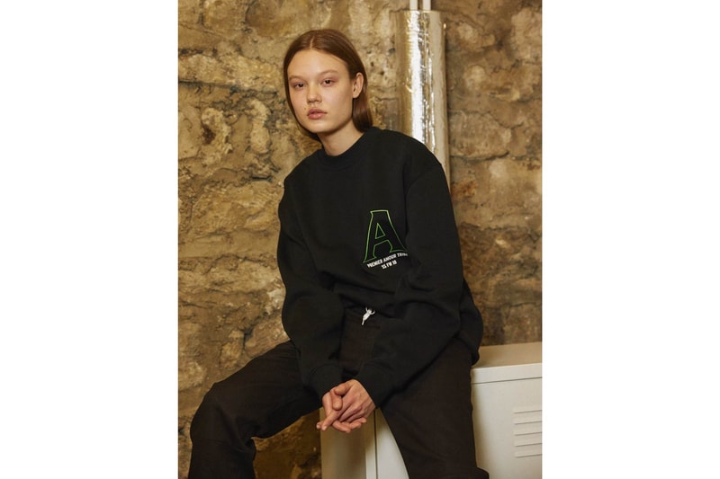 PREMIER AMOUR Spring/Summer 2018 Lookbook Embroidered Crewneck Black