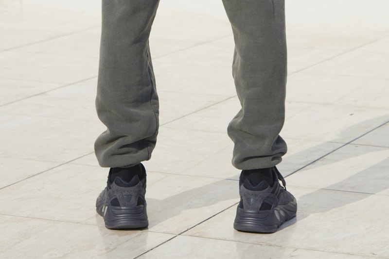 adidas YEEZY 700 Utility Black