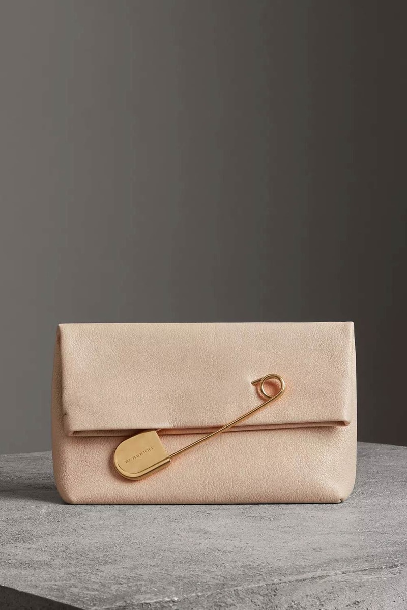 Burberry Medium Pin Clutch Leather Stone