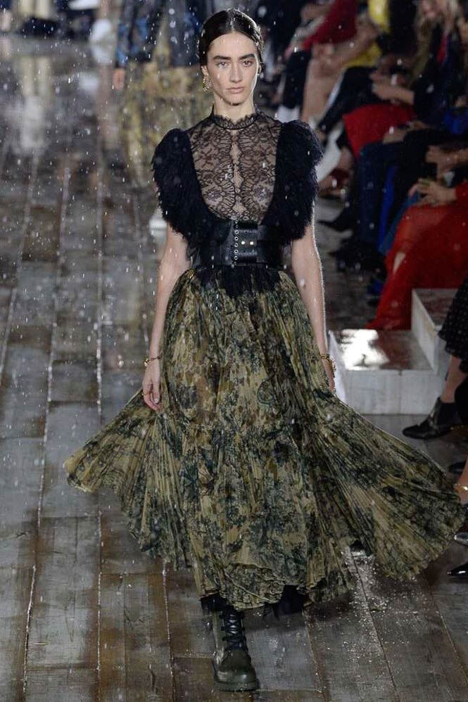 Christian Dior Resort 2019 Runway