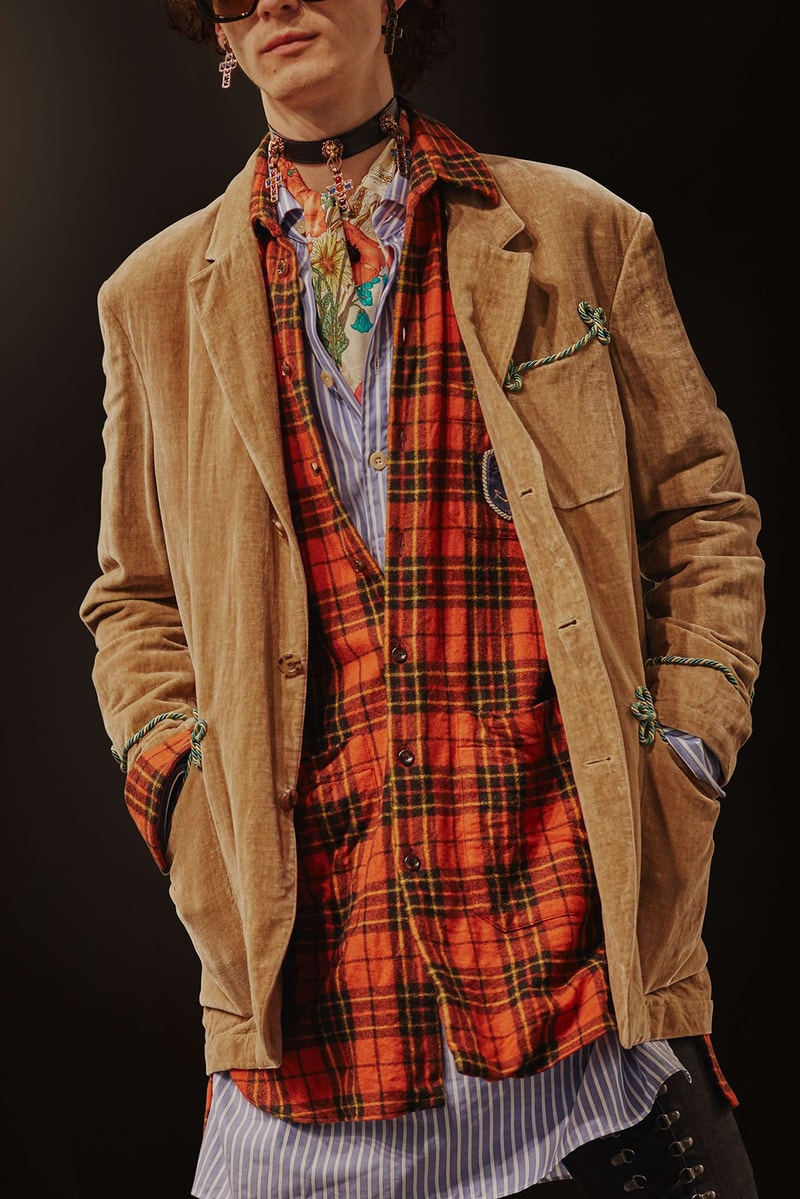 Gucci Cruise 2019 Runway Details Cross Choker Plaid Shirt
