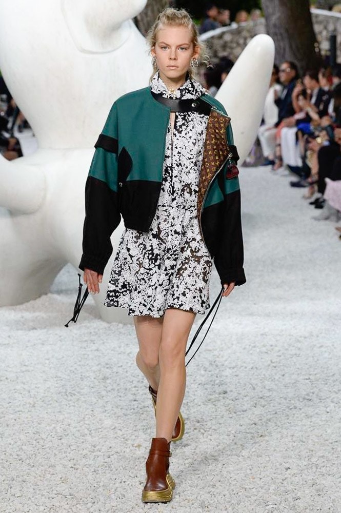 Louis Vuitton Cruise 2019 Runway Show Catwalk