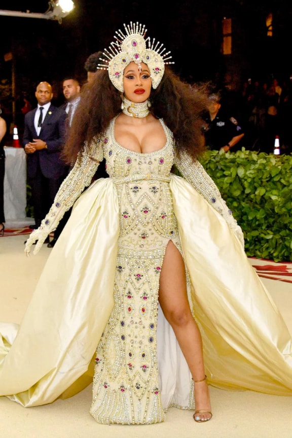 Met gala 2018 Red Carpet Rihanna Kylie Jenner Kim Kardashian SZA Katy Perry Zendaya Bella Hadid Travis Scott Vogue Anna Wintour Cardi B