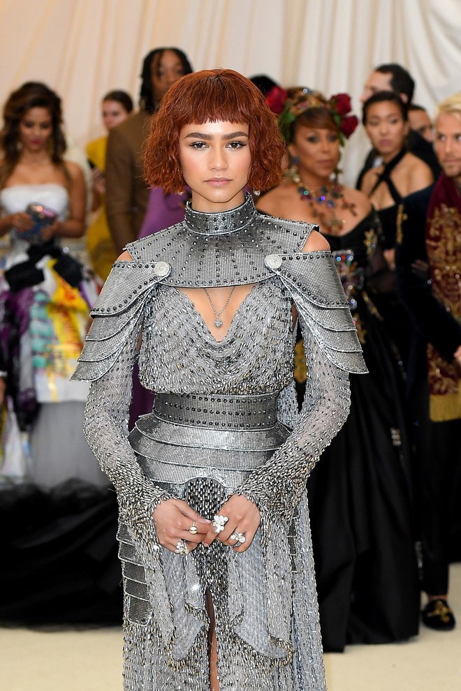 Met gala 2018 Red Carpet Rihanna Kylie Jenner Kim Kardashian SZA Katy Perry Zendaya Bella Hadid Travis Scott Vogue Anna Wintour Cardi B