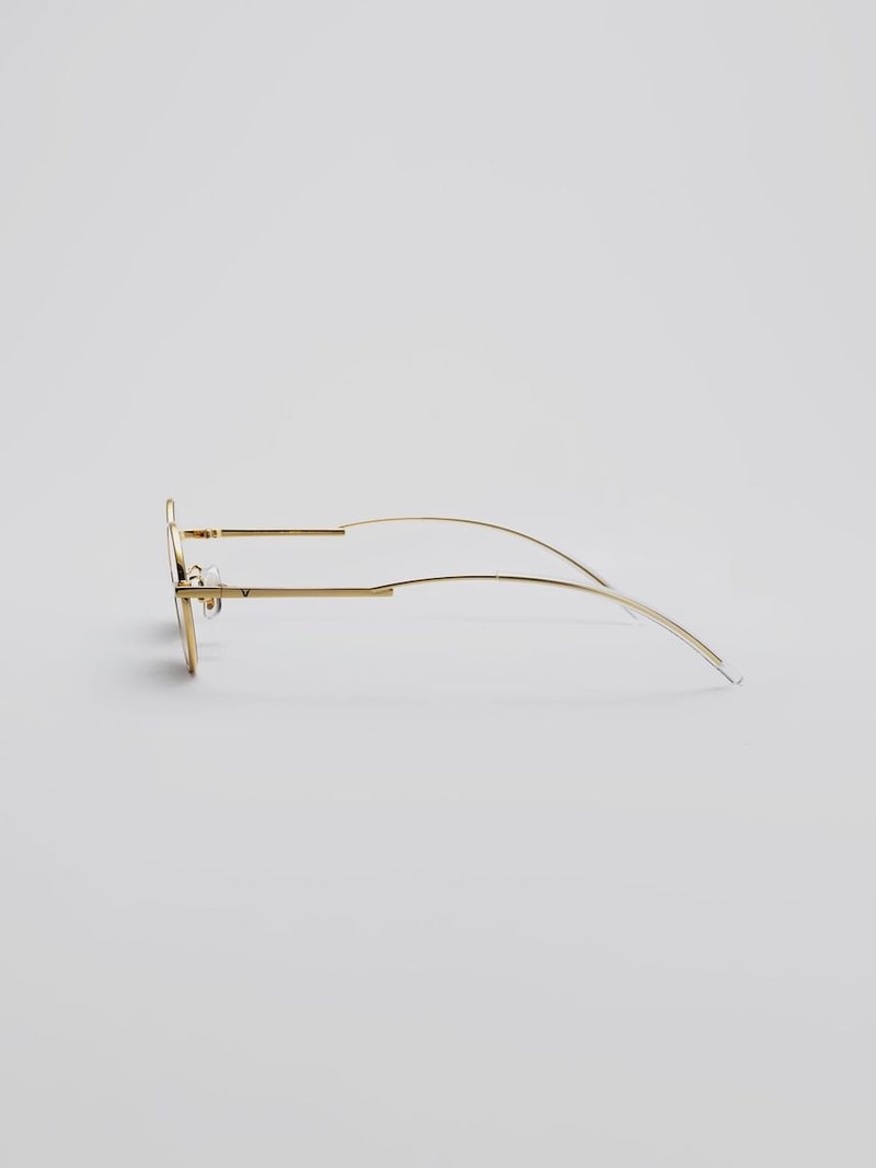 Gentle Monster x Dover Street Market New York Pop-Up Store Sunglasses Passengers Cobalt Exclusive