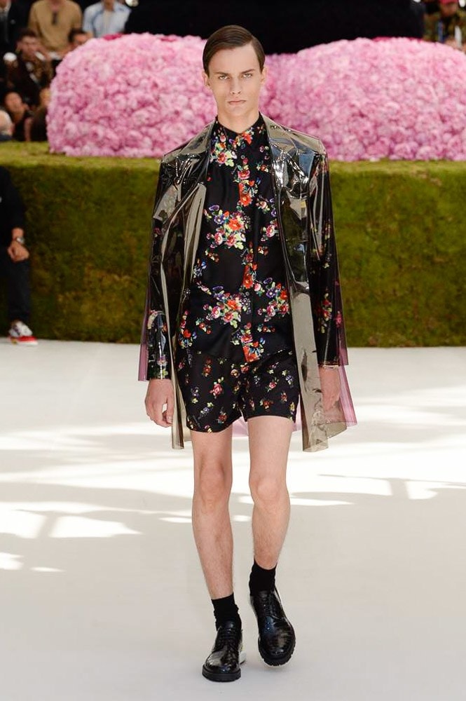 Dior Homme Spring Summer 2019 Runway Show Paris Fashion Week Men's Kim Jones Yoon Ahn Kaws Black Floral