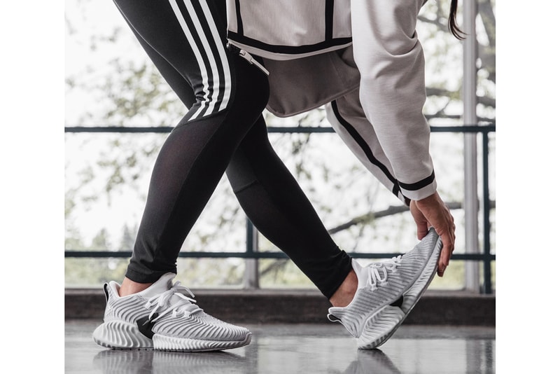 adidas Running AlphaBOUNCE Instinct White