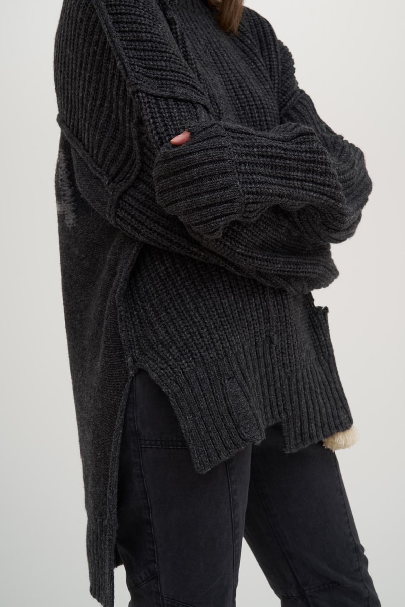 ambush yoon verbal fall winter 2018 fw18 017 editorial jewelry knits sweaters tees