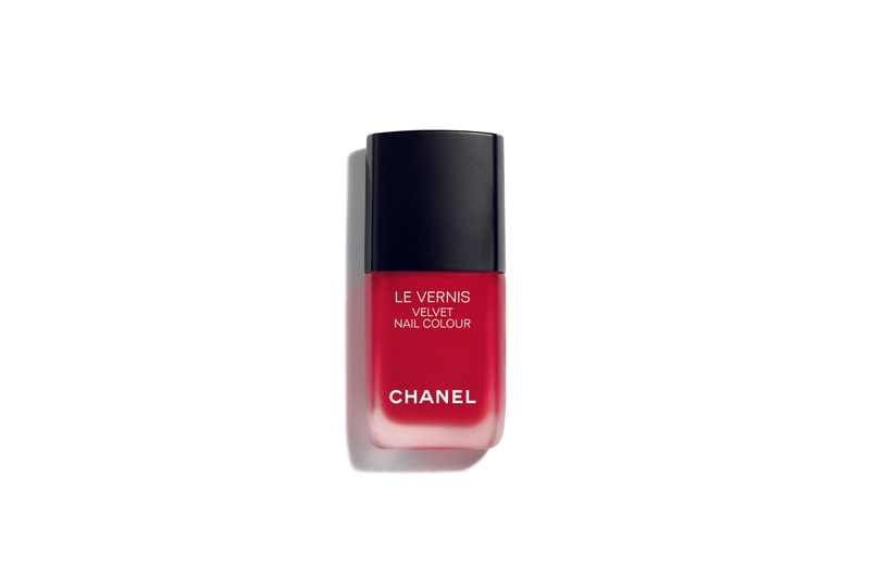 Chanel Beauty APOTHEOSIS Fall/Winter Collection Makeup Eyeshadow Blush Lipstick Eyeliner