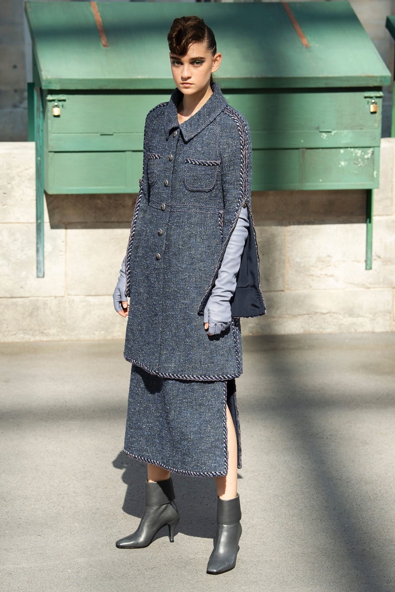 Chanel Fall 2018 Couture Show Collection Blazer Skirt Blue Gloves Grey