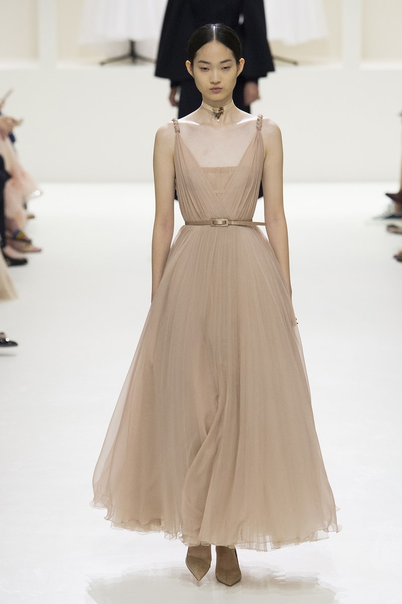 Christian Dior Fall 2018 Couture Show Collection