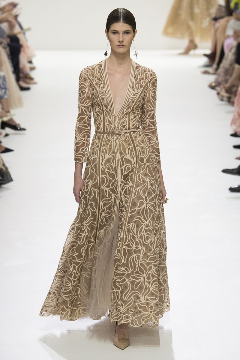 Christian Dior Fall 2018 Couture Show Collection