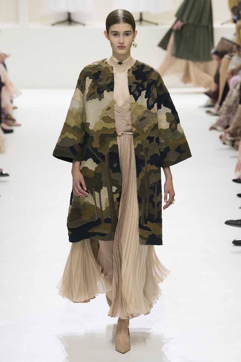 Christian Dior Fall 2018 Couture Show Collection