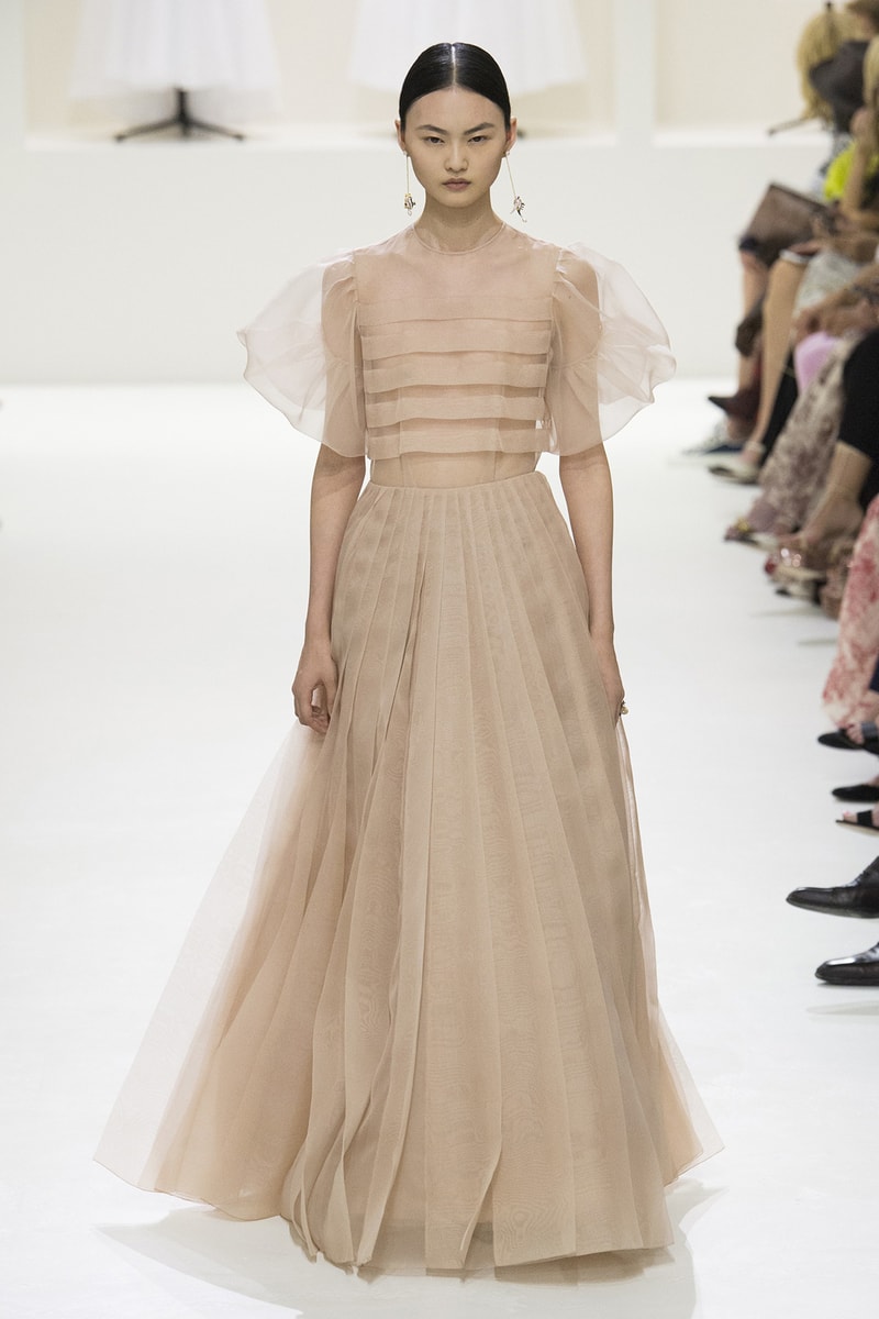 Christian Dior Fall 2018 Couture Show Collection