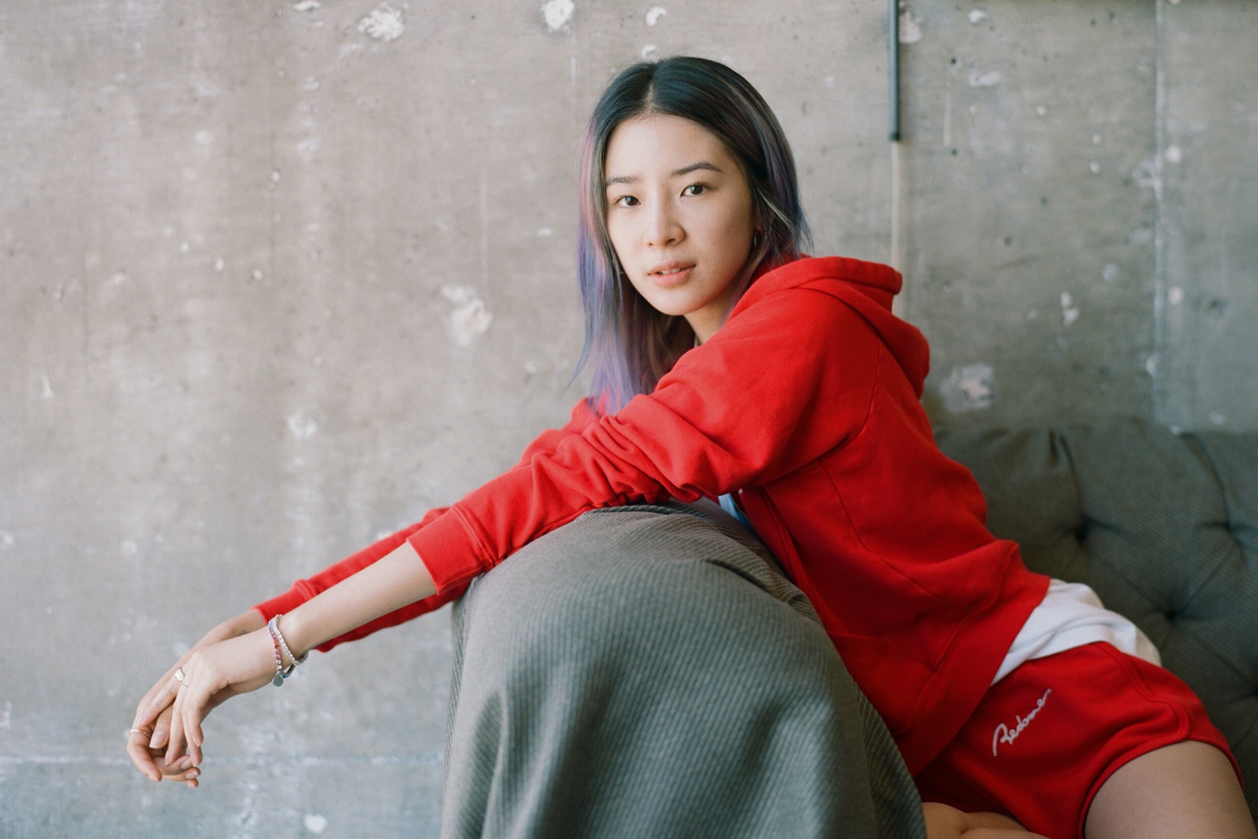 Irene Kim Skincare Jade Rollers Pink Rabbit Headband Korean Beauty K-Beauty Influencer It-girl Model Style Fashion