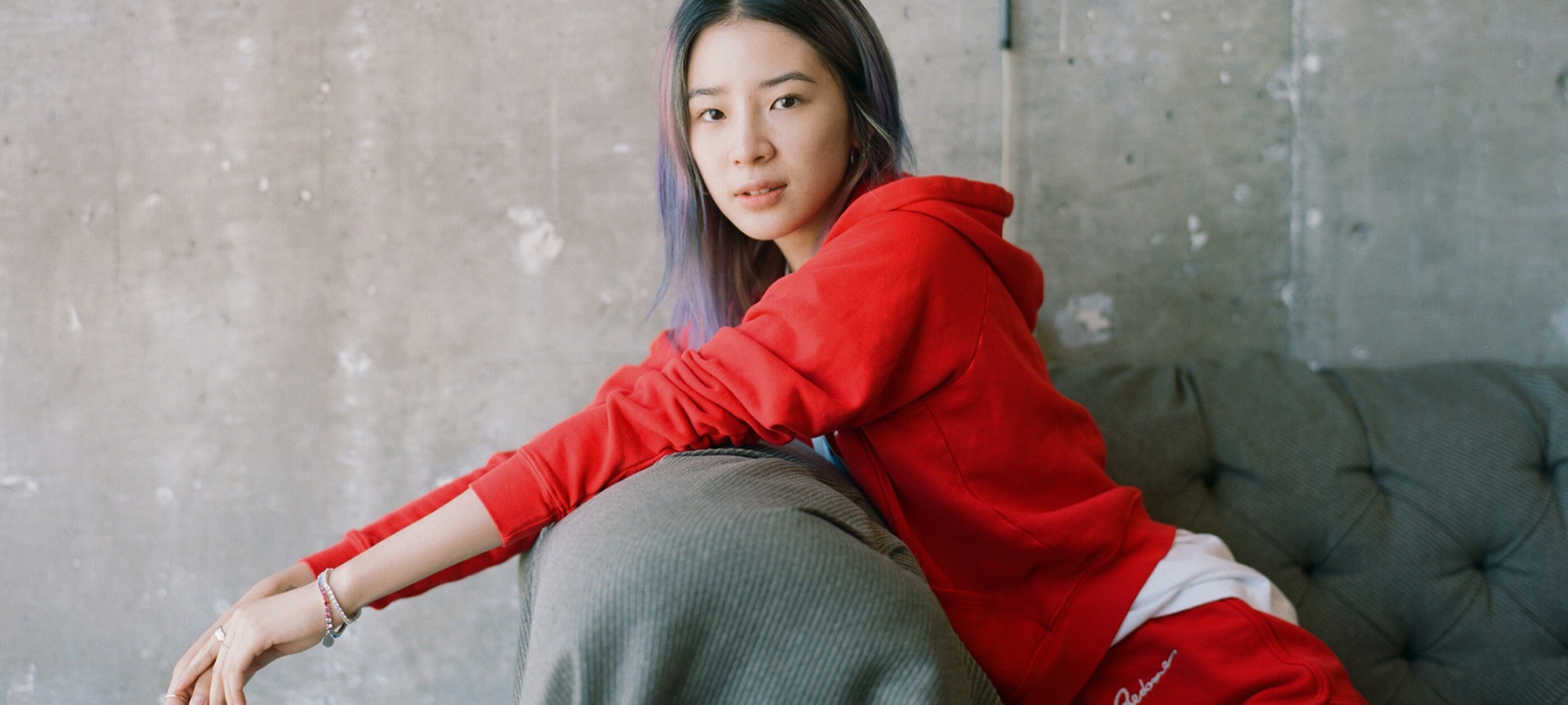 Irene Kim Skincare Jade Rollers Pink Rabbit Headband Korean Beauty K-Beauty Influencer It-girl Model Style Fashion