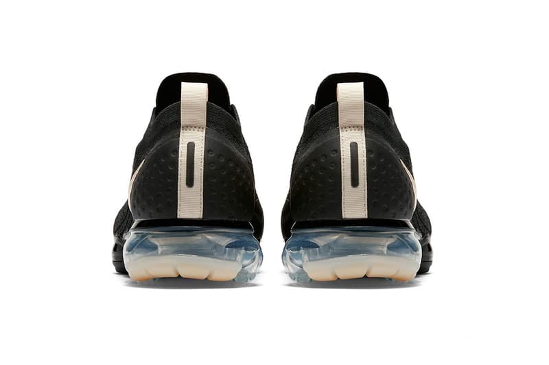 Nike Air VaporMax Moc 2  display picture 2