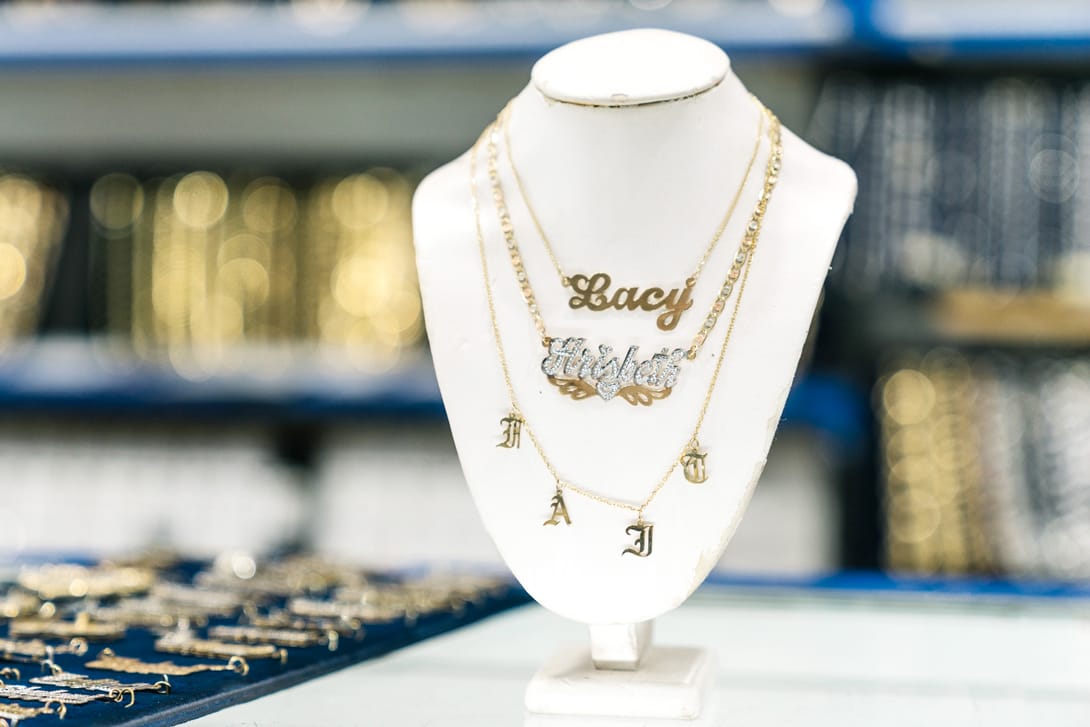 Best Nameplate Jewelry Shops in New 