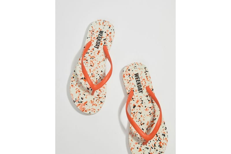 streetwear flip flops