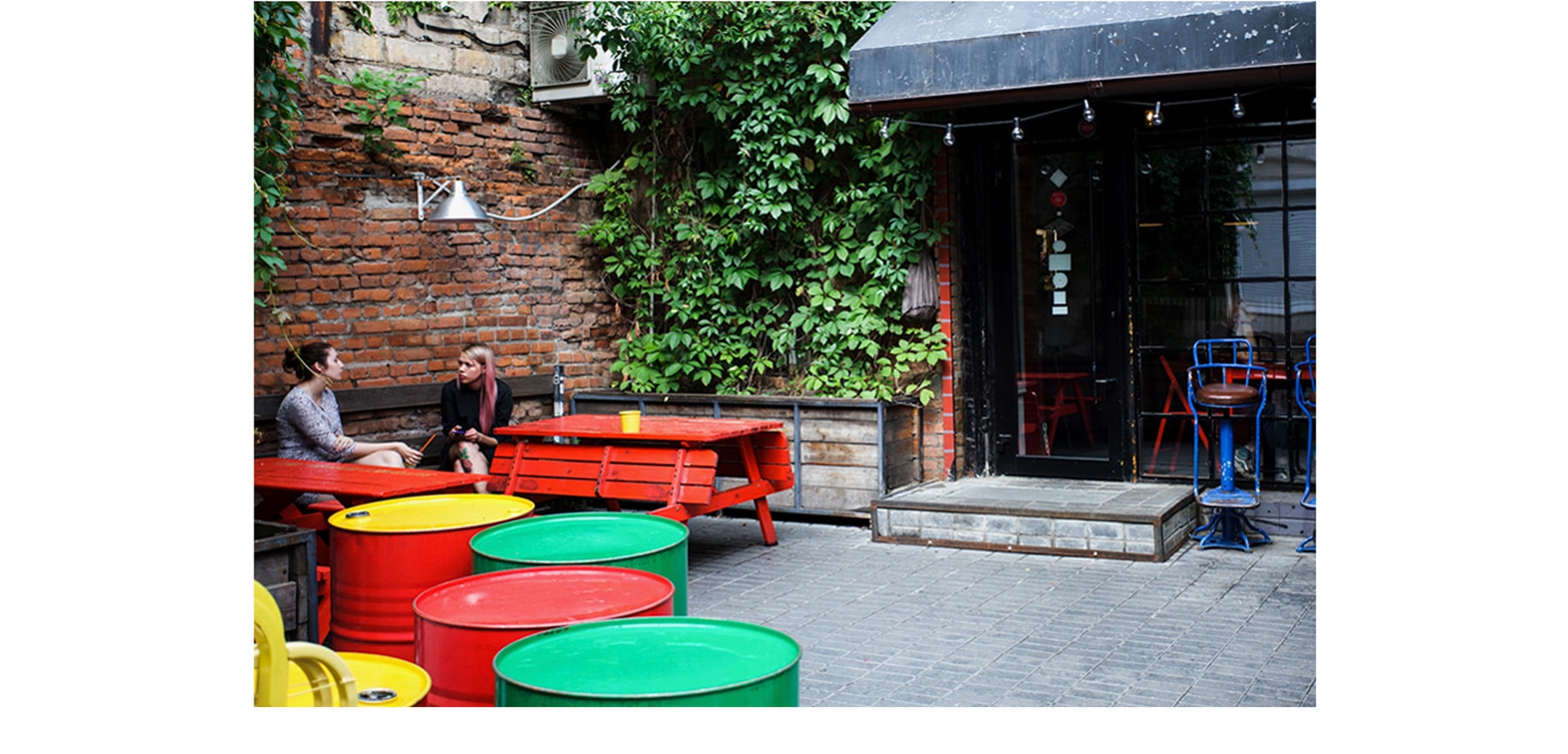 Remy Kitchen Bakery Moscow Russia Pastries Restaurant Enthusiast Bar Drinks Backyard