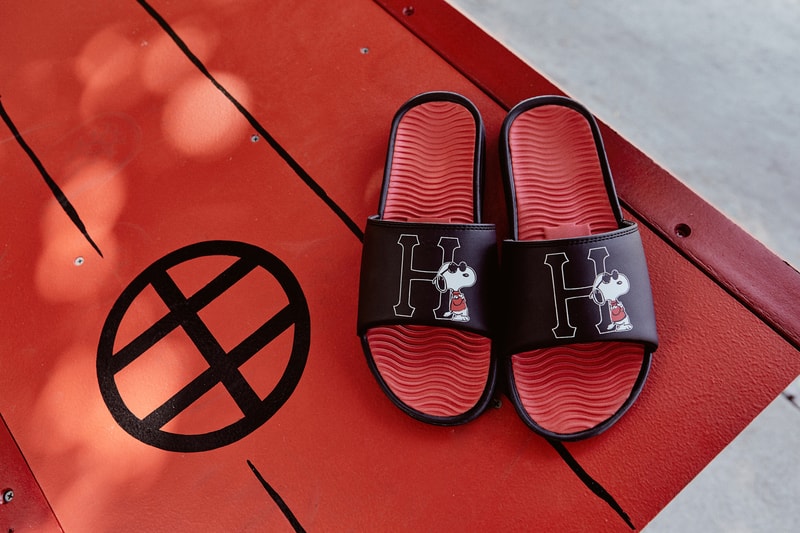 Peanuts x HUF Snoopy Collection Joe Cool Slide Sandal Black Red