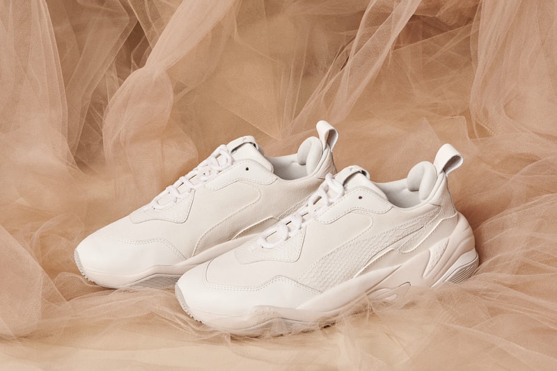 PUMA Thunder Desert Bright Star White Grey Violet