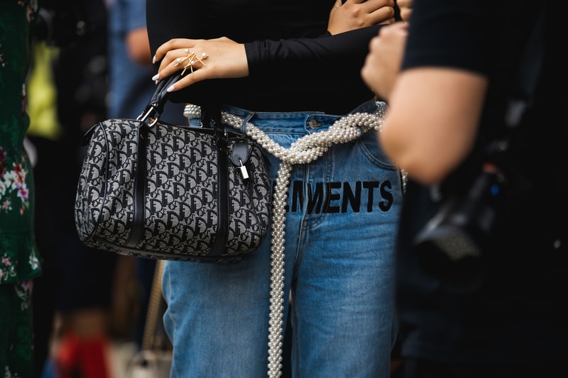 New York Fashion Week NYFW Street Style Street Snaps Chanel Gucci Dior Fendi