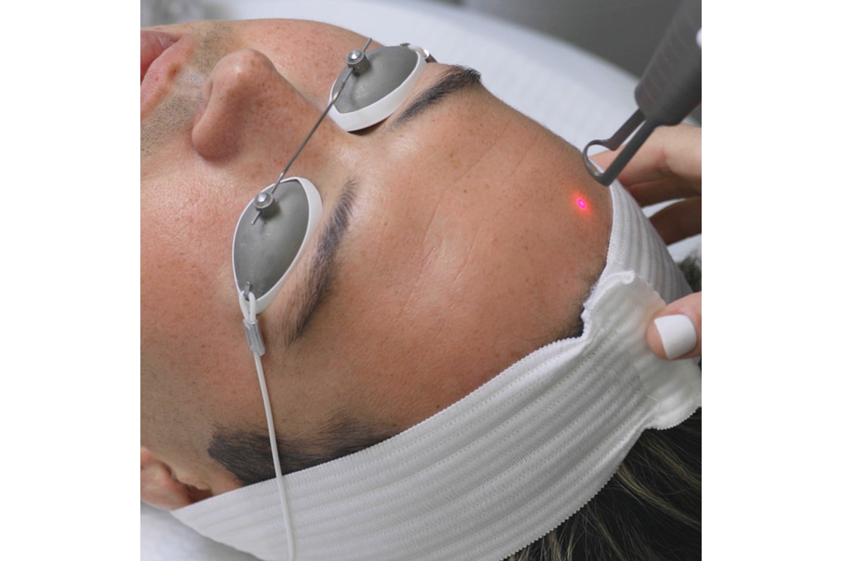 Skin Laundry Laser Light Facial