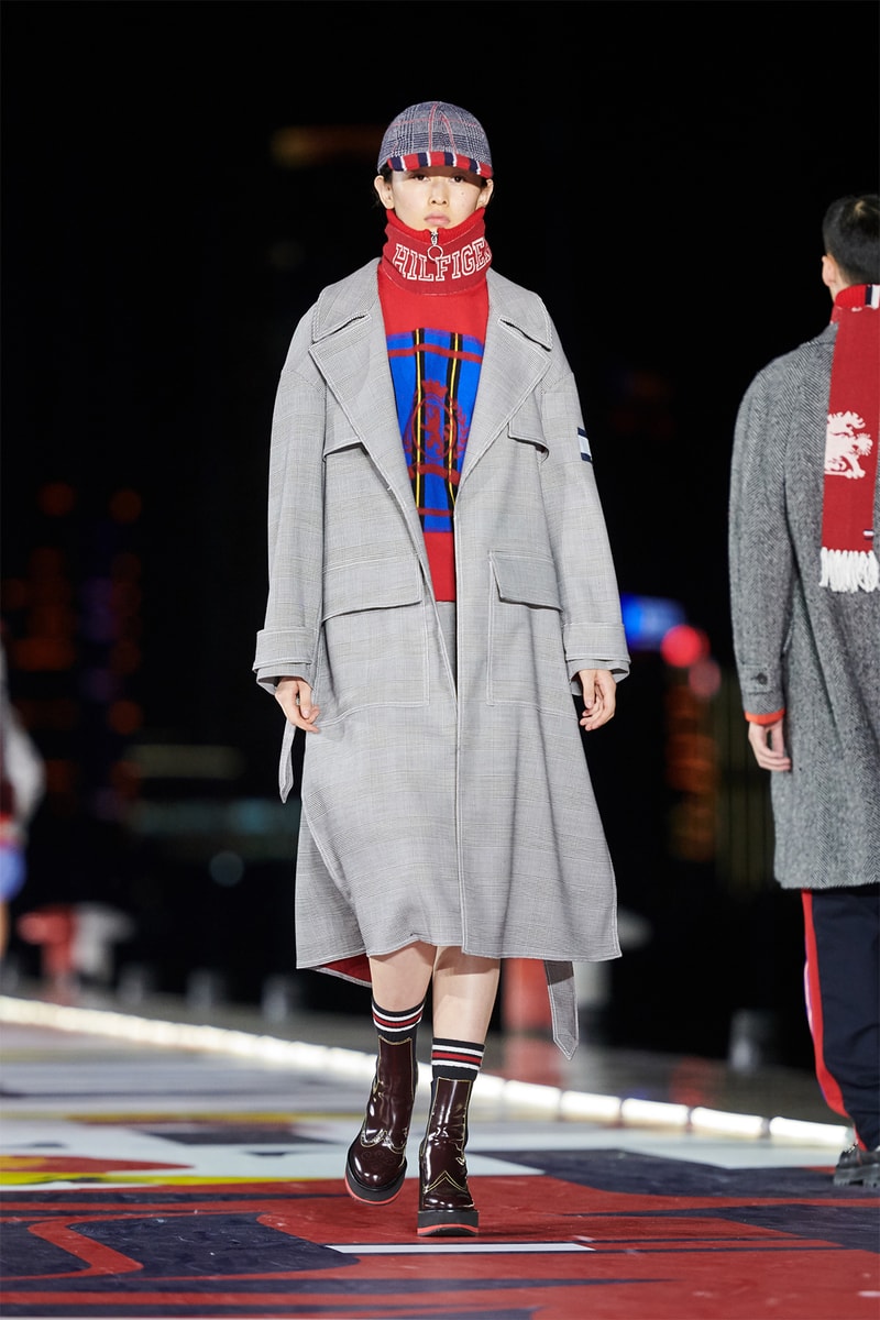 Tommy Hilfiger TommyNow Shanghai Runway Fashion Show Winnie Harlow Hailey Baldwin Josephine Skriver Lewis Hamilton