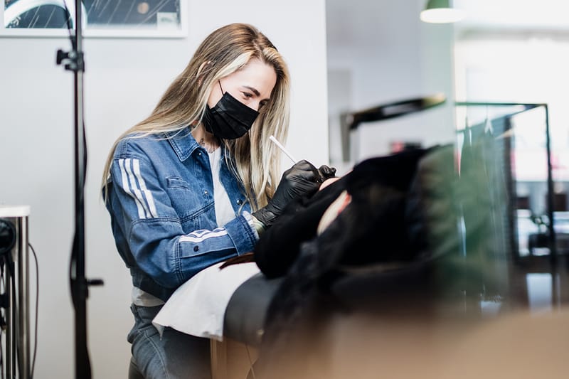 How Areola Tattoos Help Breast Cancer Survivors Reconnect With Their Bodies