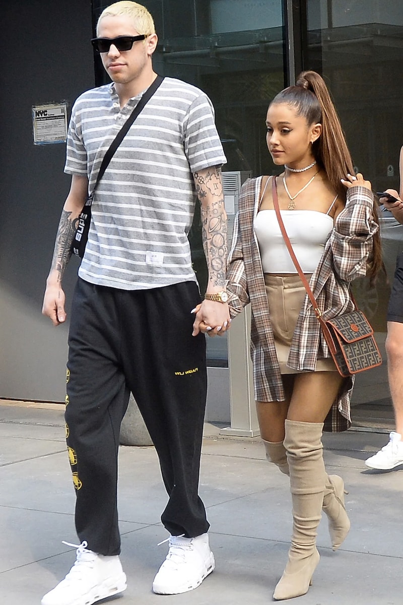 Ariana Grande Pete Davidson Engagement Split Break-Up Drama News