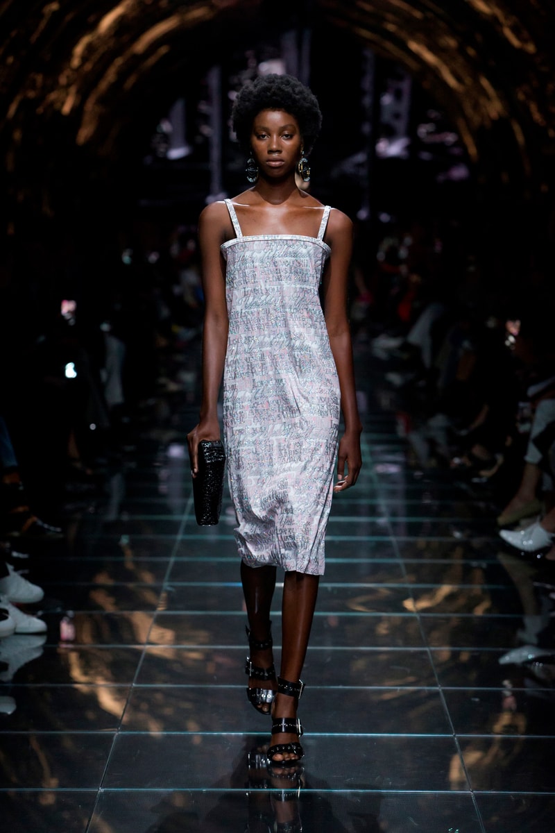 fashion dress 2019 Versace Womenswear FW Fashion Show