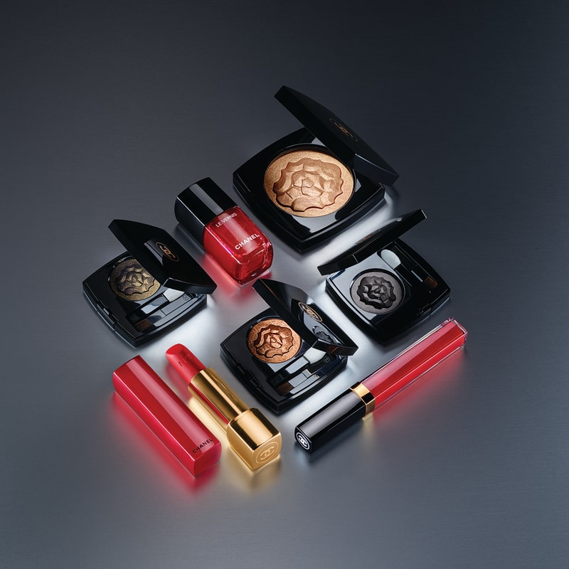 Chanel Beauty Makeup Libre Holiday Christmas Lipstick Rose Nail Polish Eyeshadow Highlighter
