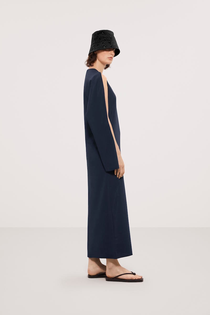 COS Spring/Summer 2019 Lookbook Collection Fashion Minimalist Outfit Inspiration Simple Tailoring