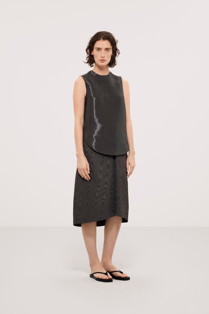 COS Spring/Summer 2019 Lookbook Collection Fashion Minimalist Outfit Inspiration Simple Tailoring