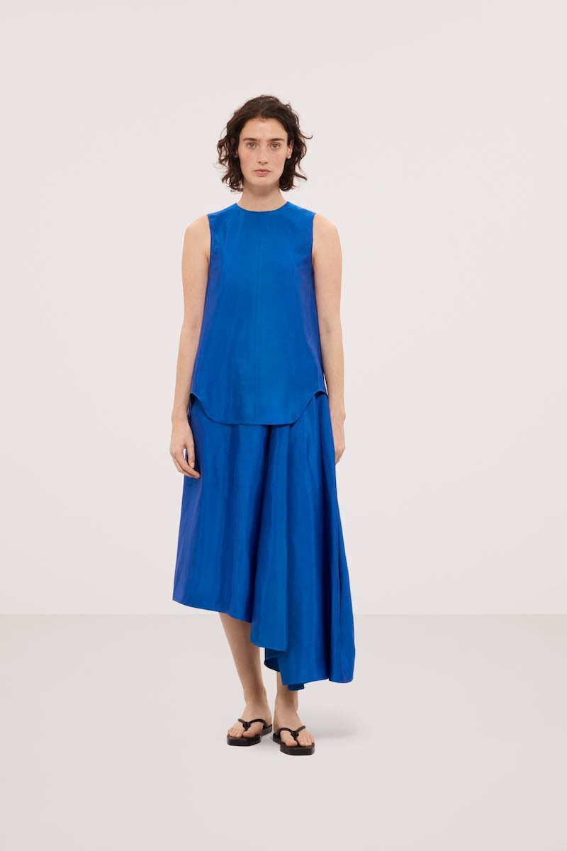 COS Spring/Summer 2019 Lookbook Collection Fashion Minimalist Outfit Inspiration Simple Tailoring
