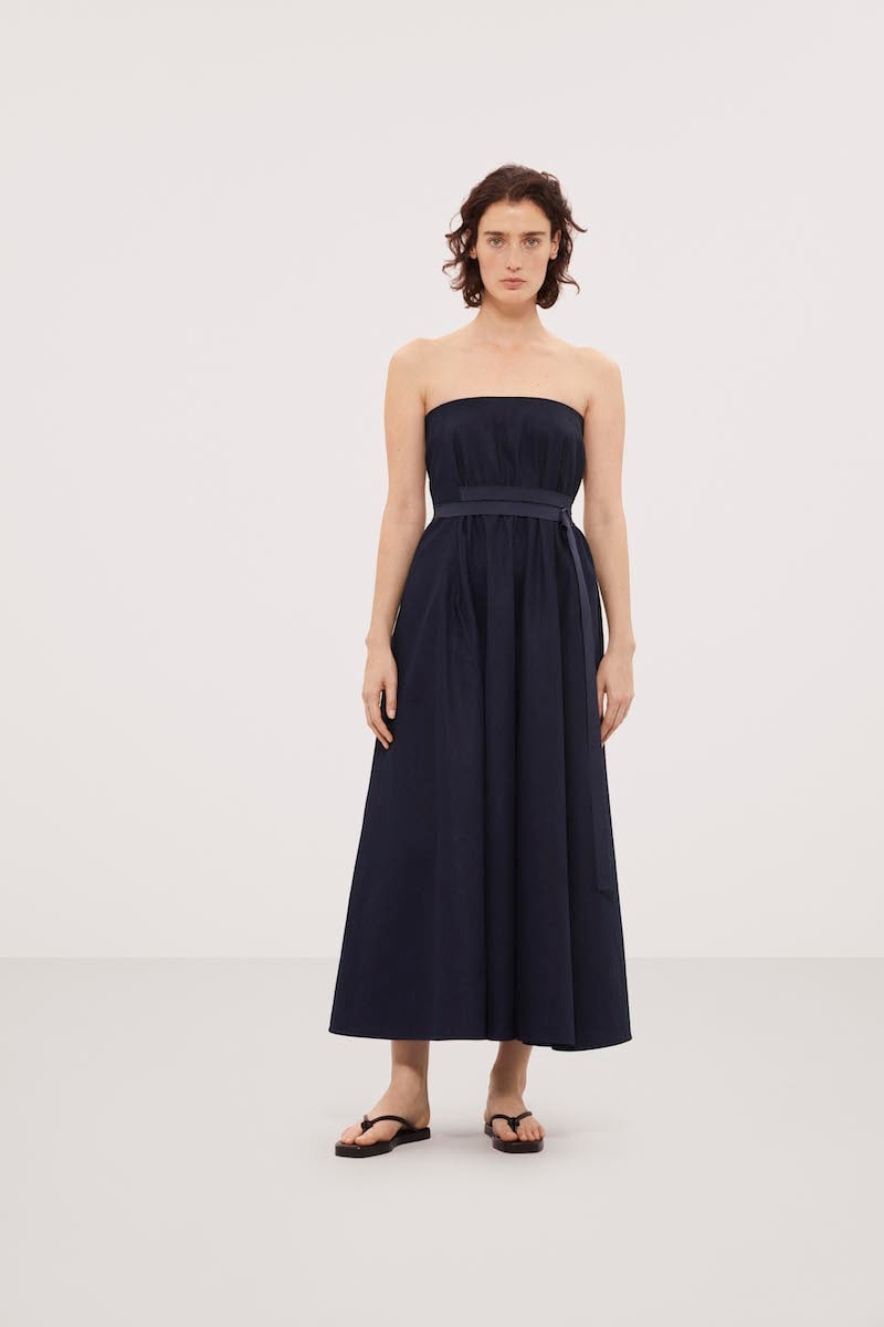 COS Spring/Summer 2019 Lookbook Collection Fashion Minimalist Outfit Inspiration Simple Tailoring