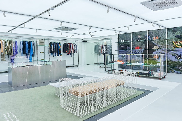 Off White Busan Shinsegae Store