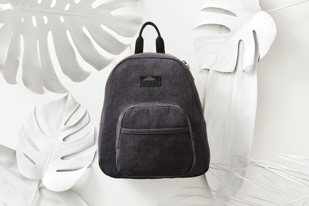 jansport backpack new design 2018 Big Student Stay classic while adding a pop of color with the Jansport Cross Town unisex backpack which features a front utility pocket to hold and organize all your important items JanSport TropGoth Tropical Backpack Collection