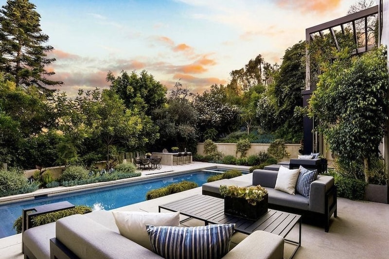 Kylie Jenner Travis Scott 13 Million USD Mansion House Beverly Hills Purchase