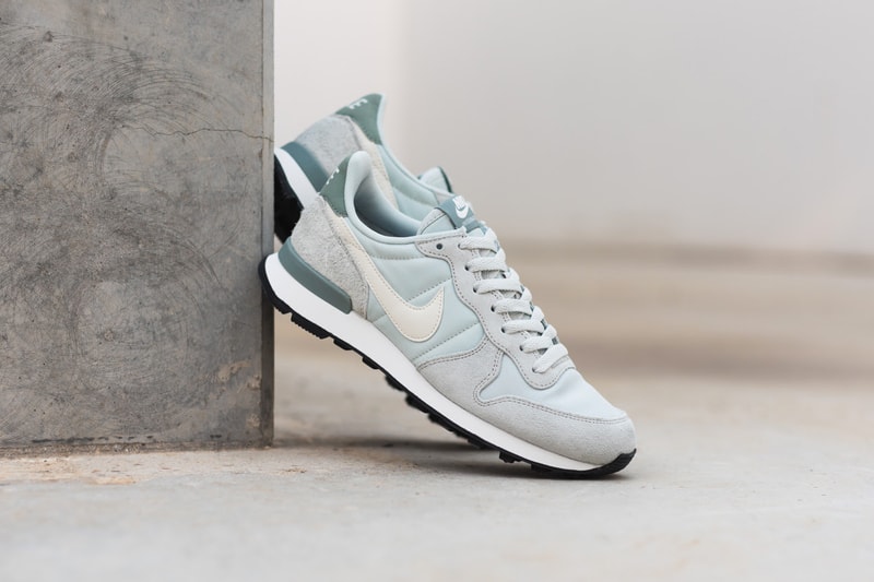 nike internationalist baby blue dark teal silver grey suede nylon